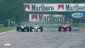 Häkkinen dépasse Schumacher à Spa-Francorchamps, 2000